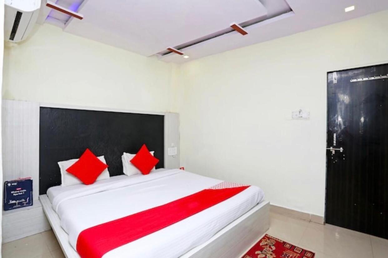 Hotel Payal & Restaurent Pachmarhi ภายนอก รูปภาพ